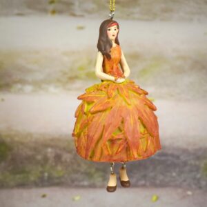 Deko Figur Blumenmädchen Ahornmädchen zum Hängen