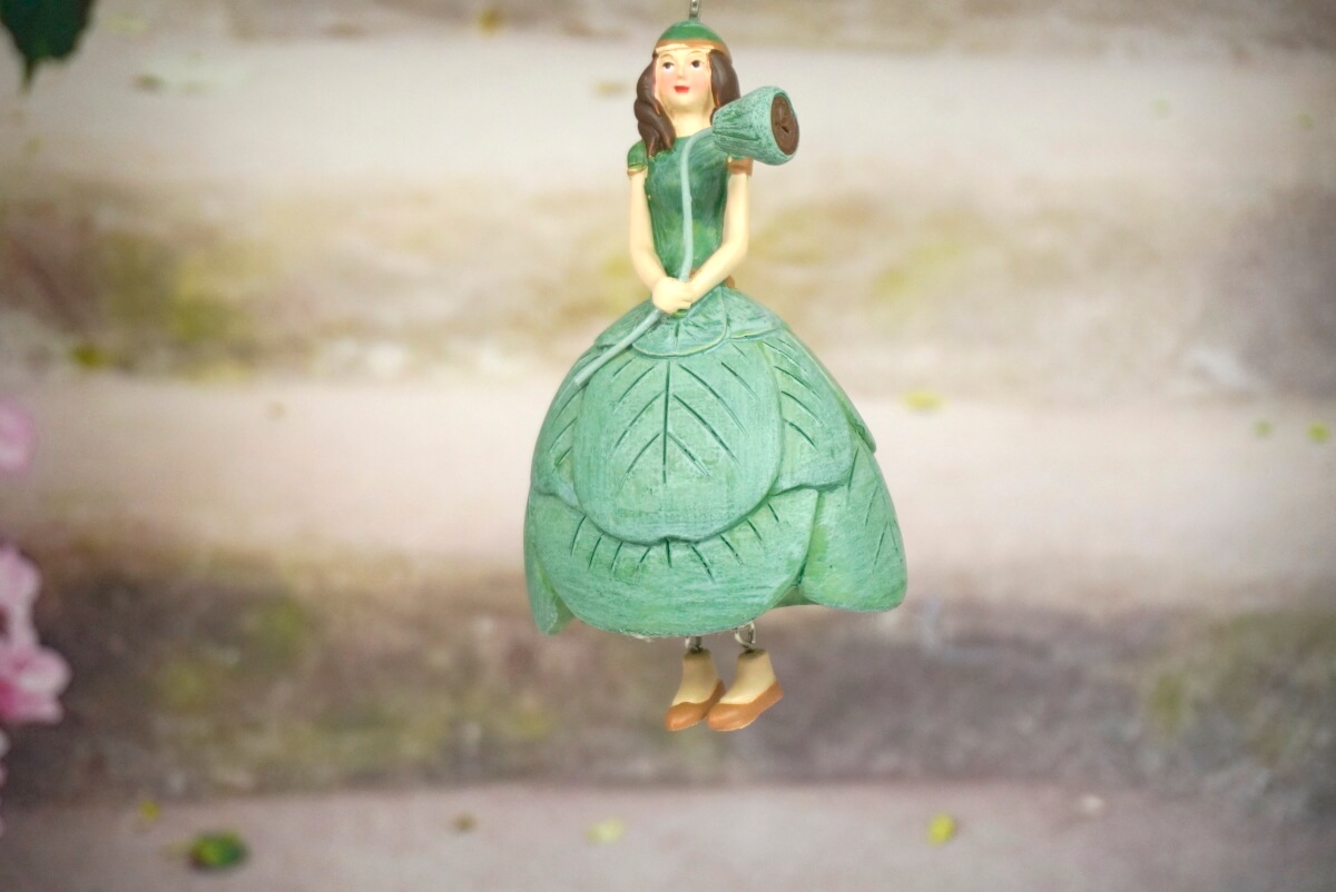 Deko Figur Blumenmädchen Eukalyptusmädchen zum Hängen