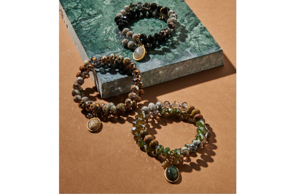 Biba Armbänder Crystal Perlen & Natur Stein Damen Armbänder Biba Anhänger Gold